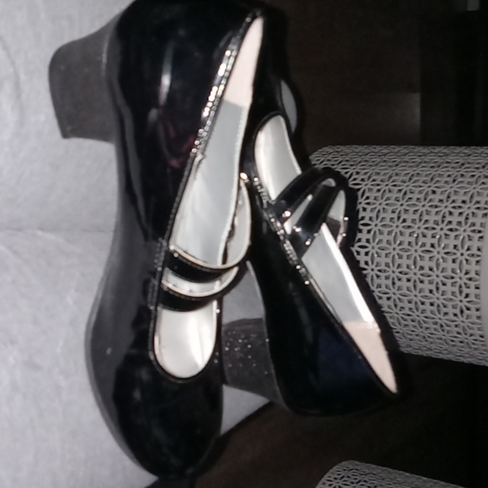 American eagle dress shoes size 4